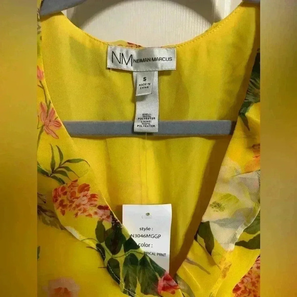 Neiman Marcus Faux Wrap Tropical Print Belted Waist Midi Dress Size Small NWT - Picture 3 of 4